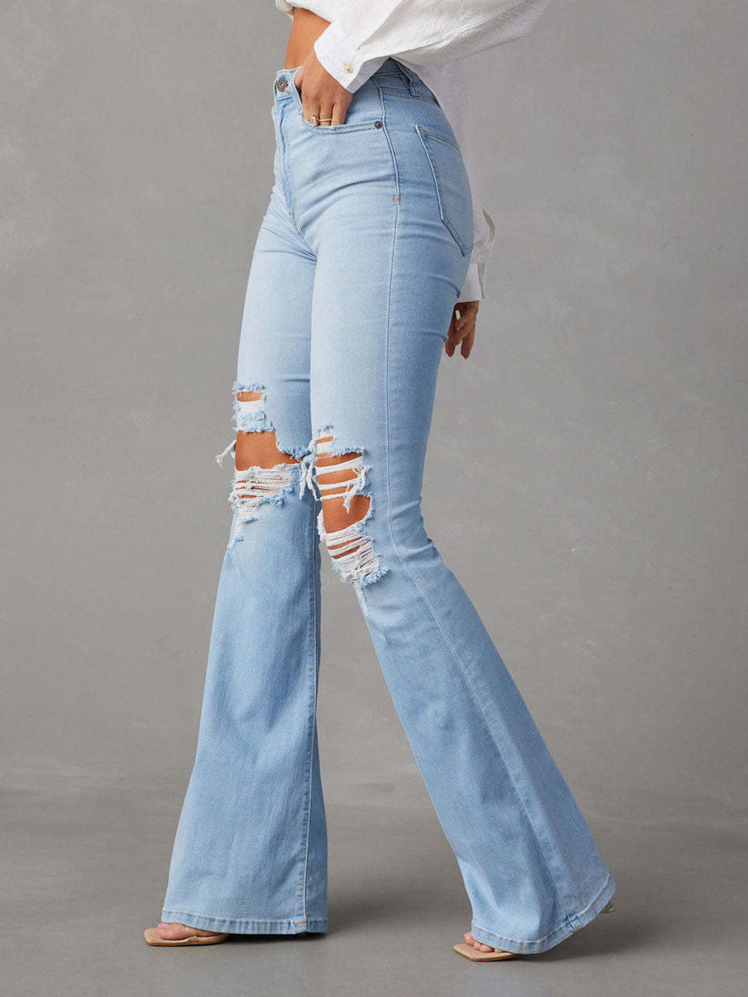 EJC Distressed Bootcut Jeans with Pockets